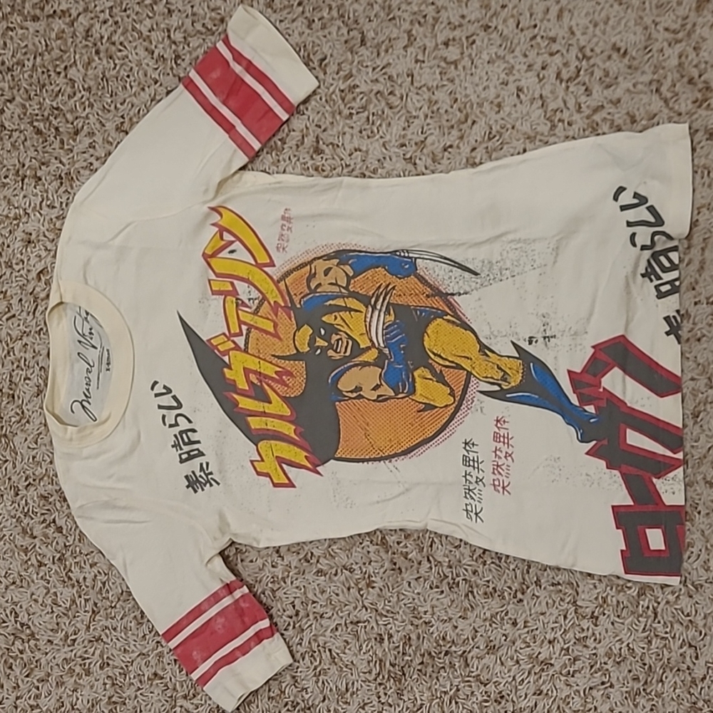 Marvel Wolverine Japanese text shirt